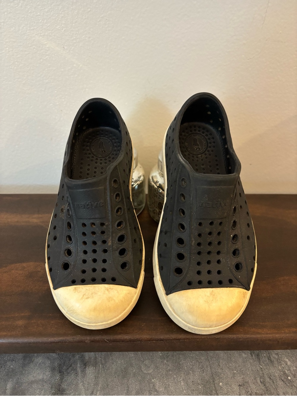 Native | Kids Slip-On Loafers in Navy and White Size C9